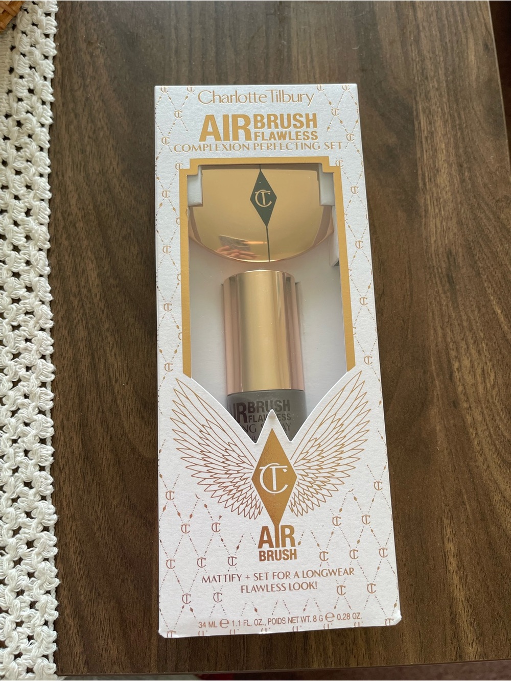 Charlotte Tilbury Airbrush Flawless Complexion Set — Gold and White